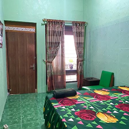 Parikesit Guest House Yogyakarta Luaran gambar