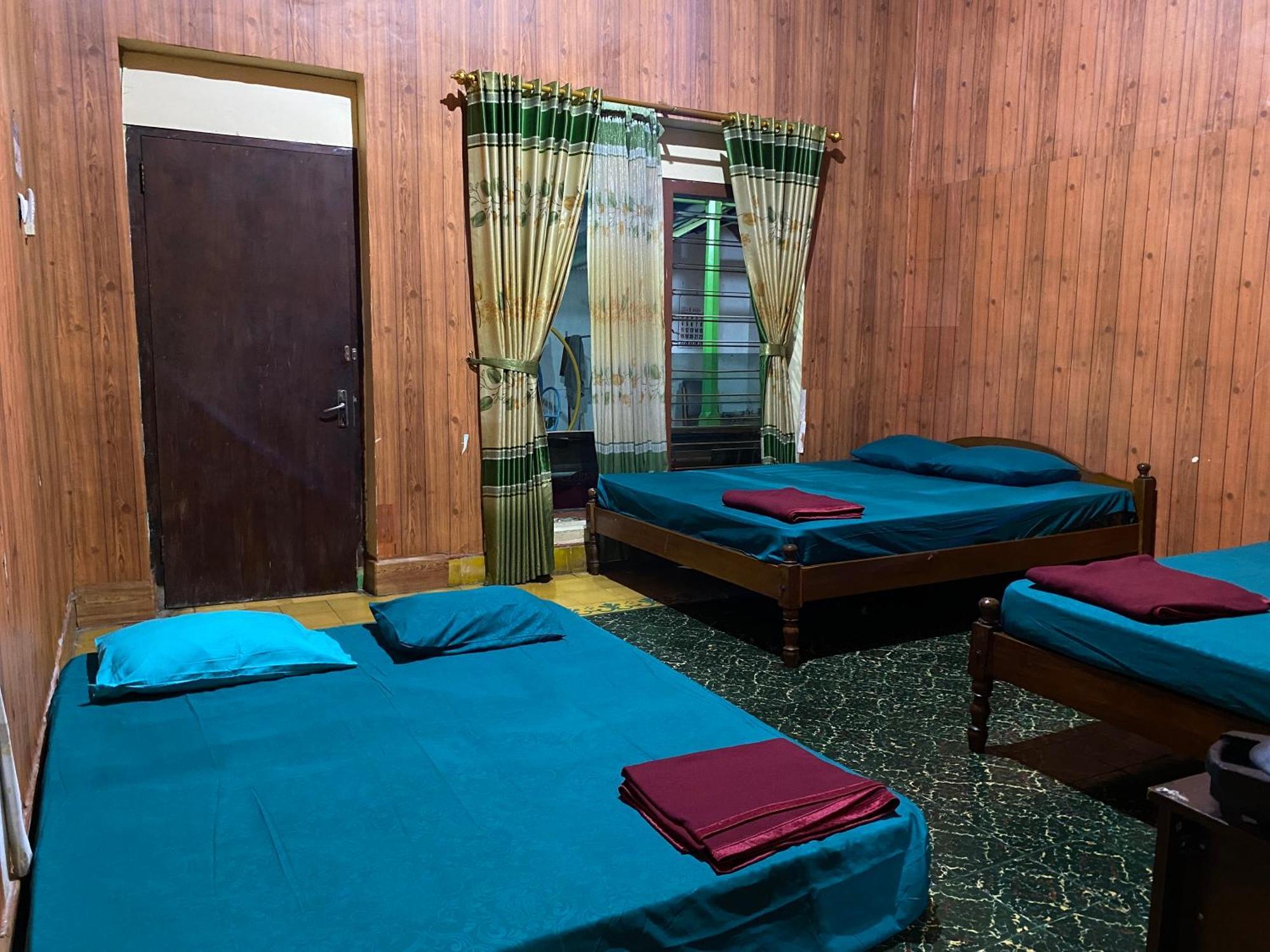 Parikesit Guest House Yogyakarta Luaran gambar