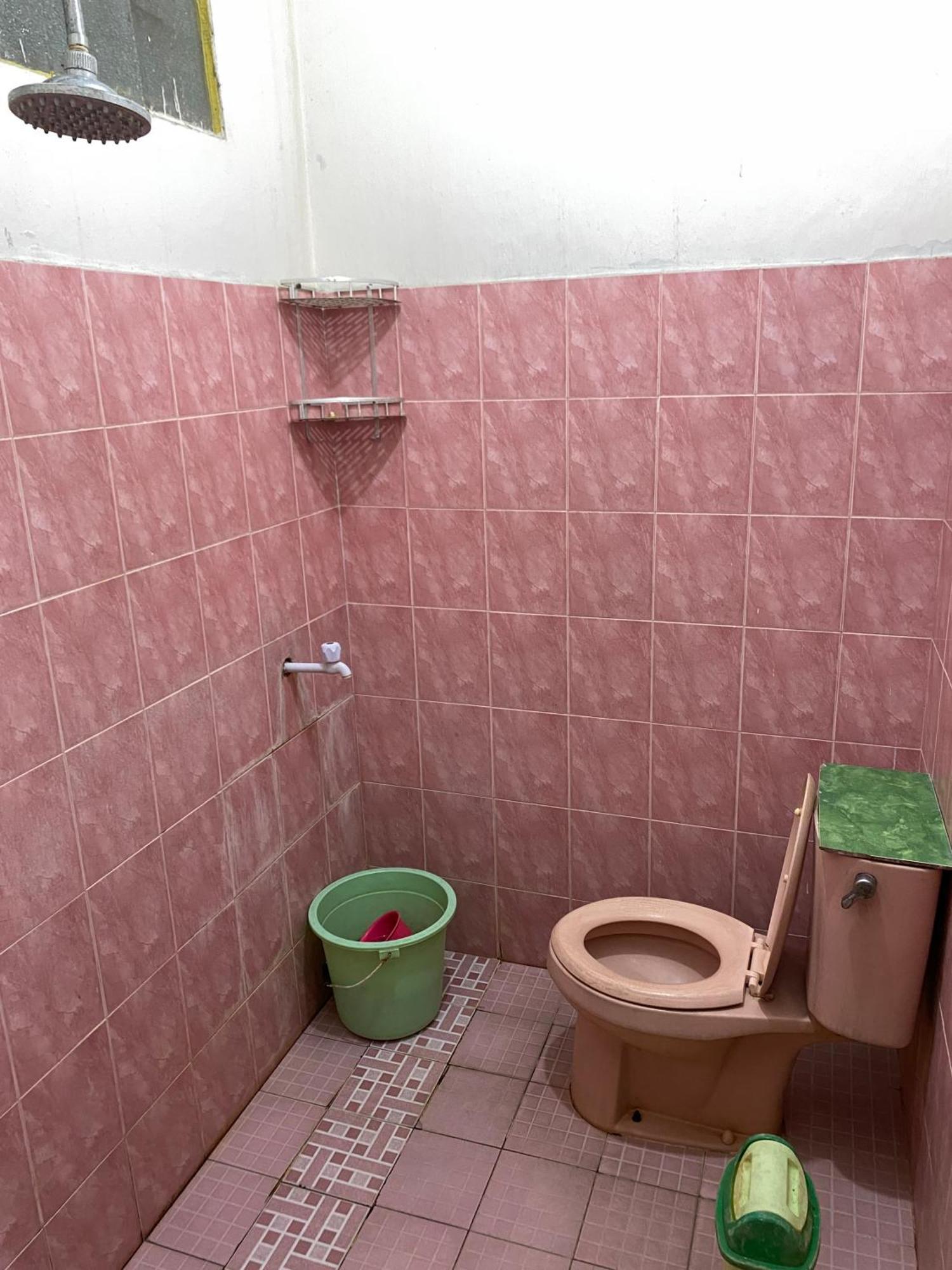 Parikesit Guest House Yogyakarta Luaran gambar