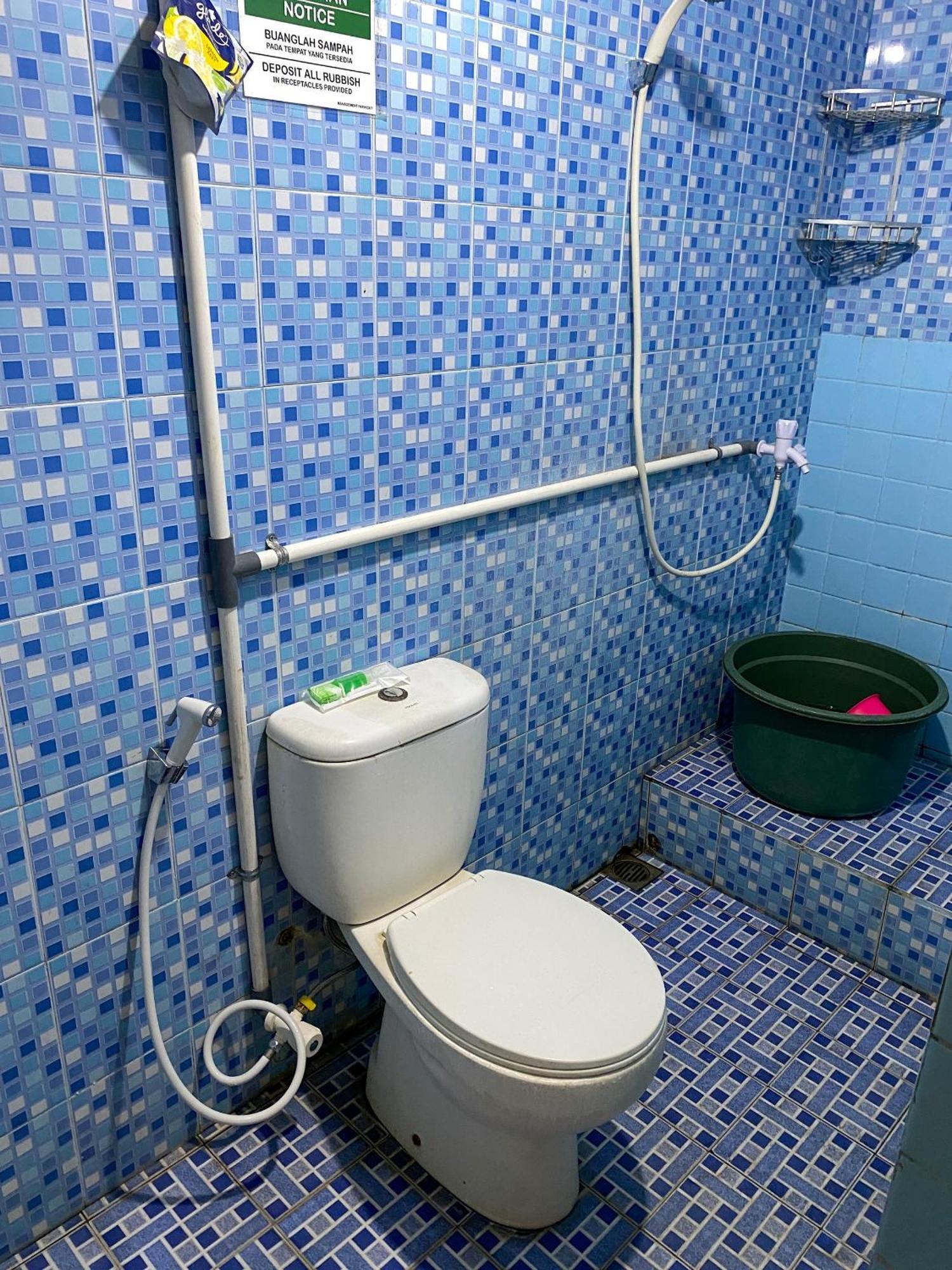 Parikesit Guest House Yogyakarta Luaran gambar