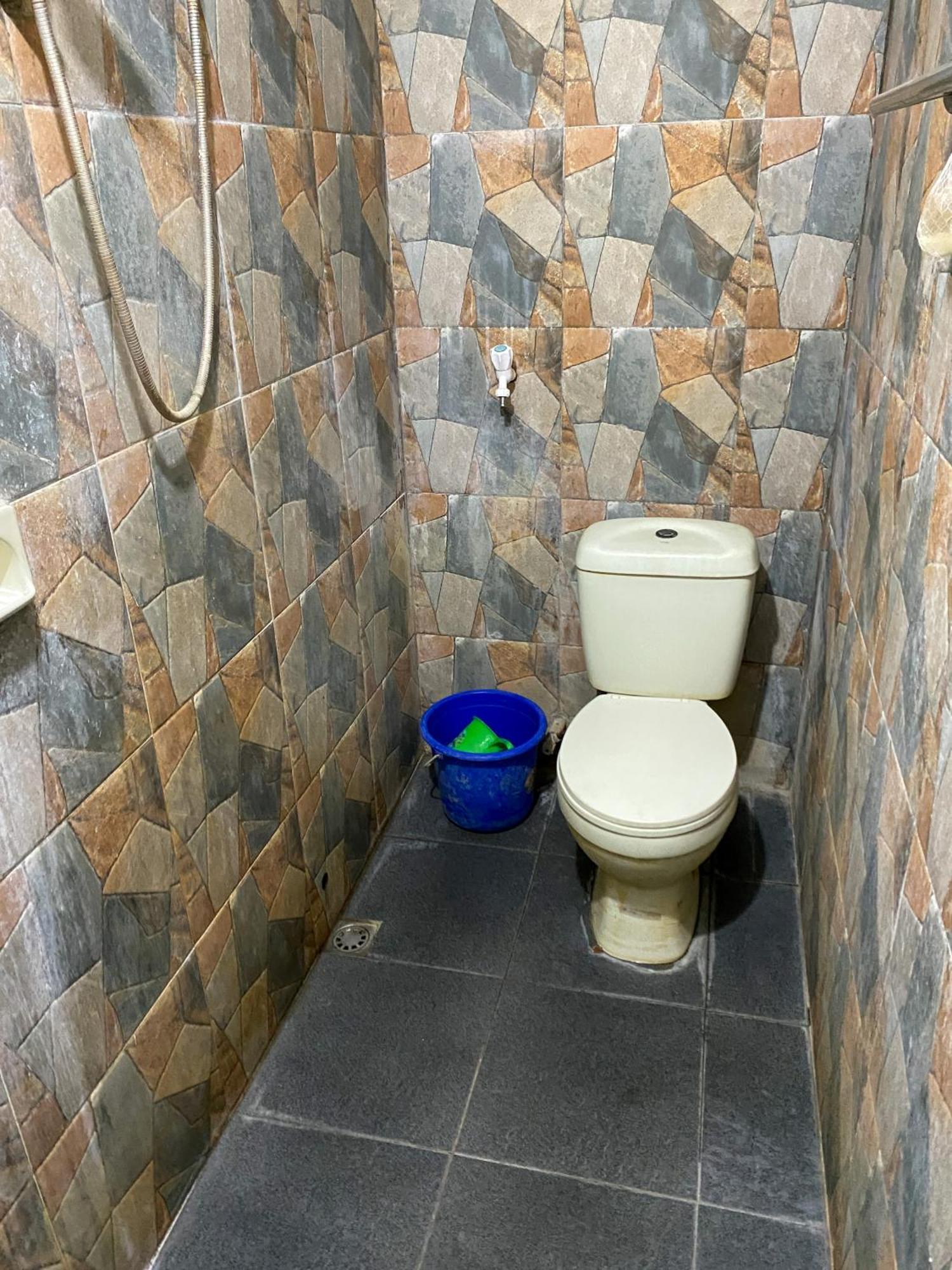 Parikesit Guest House Yogyakarta Luaran gambar