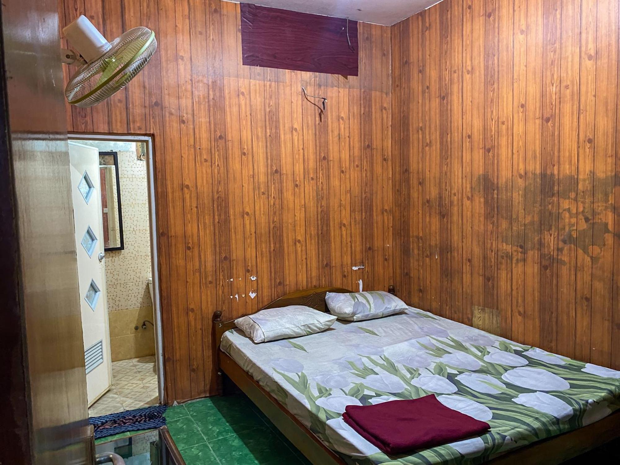 Parikesit Guest House Yogyakarta Luaran gambar