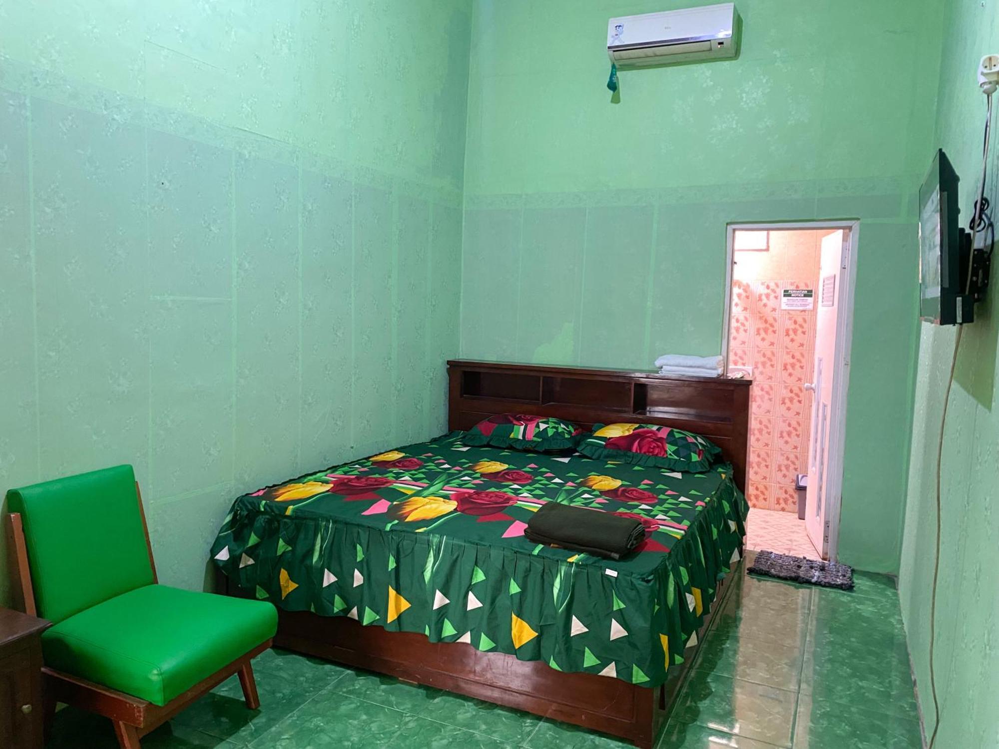 Parikesit Guest House Yogyakarta Luaran gambar