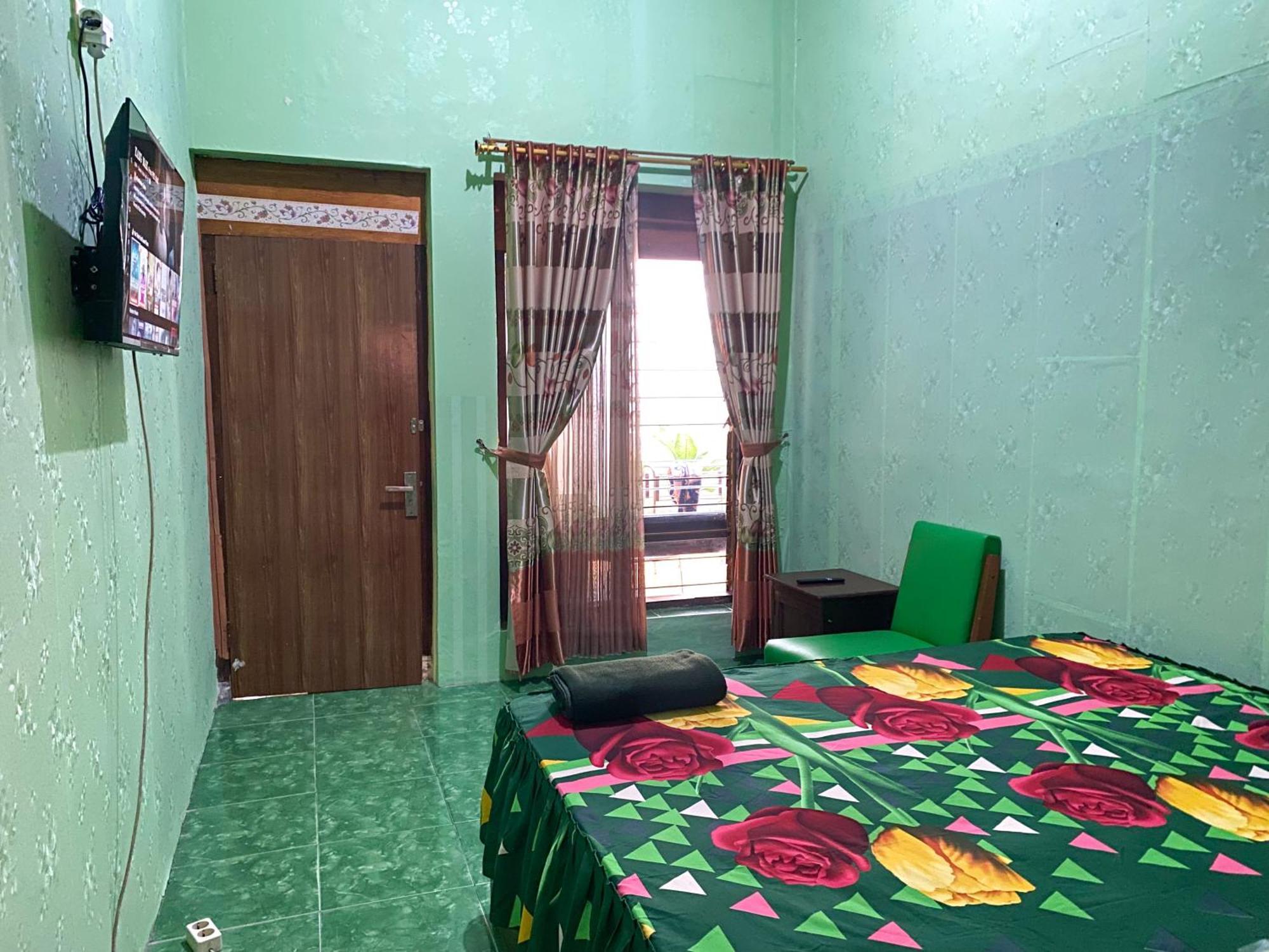 Parikesit Guest House Yogyakarta Luaran gambar